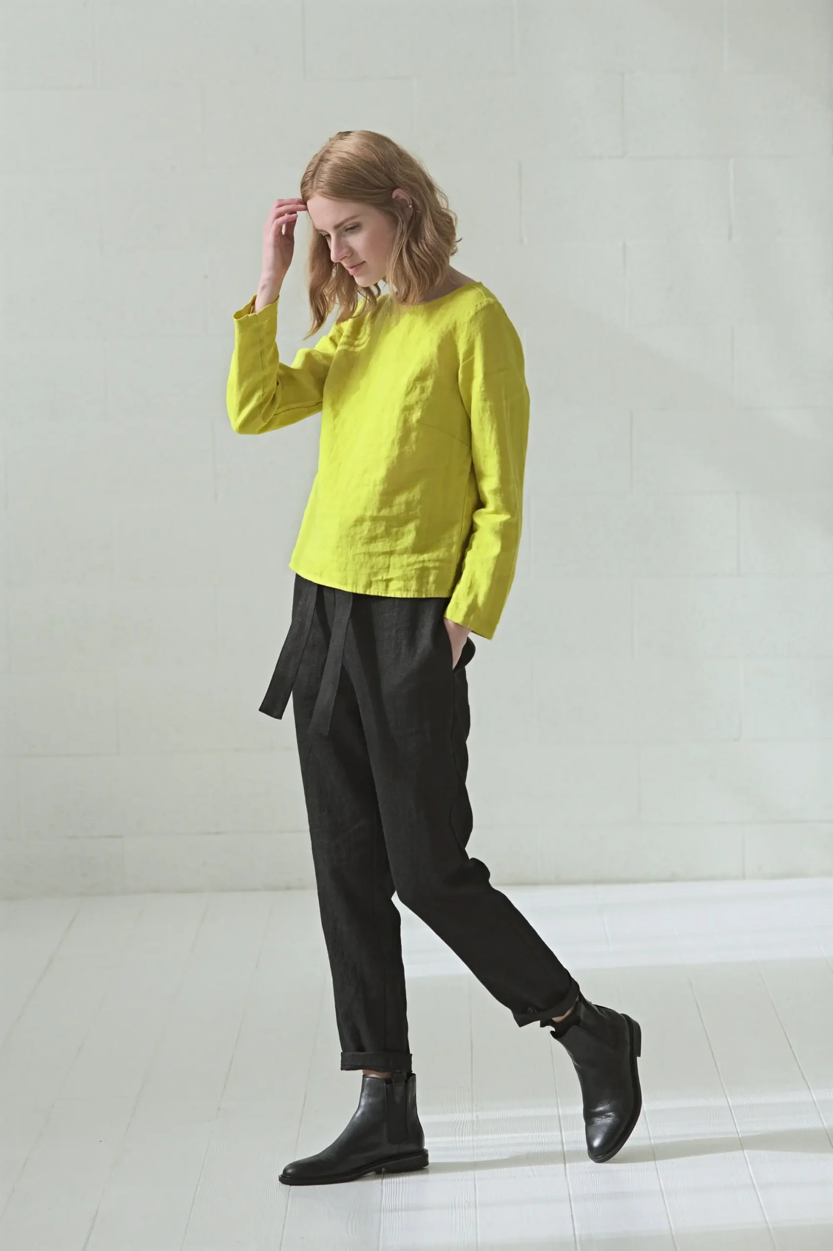 Casual Linen Blouse / Simple Round Neck Top / Long Sleeves Blouse