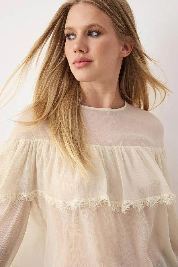 Sheer Chiffon Blouse: Elegant Ruffle Long Sleeve Top