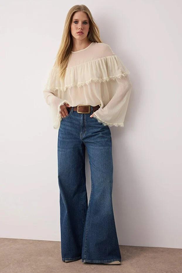 Sheer Chiffon Blouse: Elegant Ruffle Long Sleeve Top