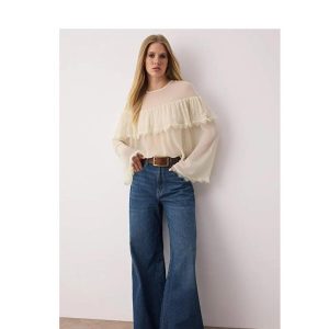 Sheer Chiffon Blouse: Elegant Ruffle Long Sleeve Top