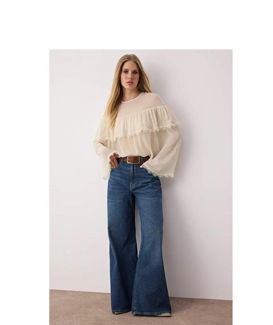Sheer Chiffon Blouse: Elegant Ruffle Long Sleeve Top